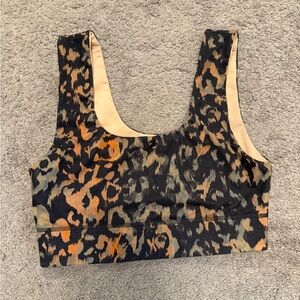 Fabletics reversible sports bra (M)